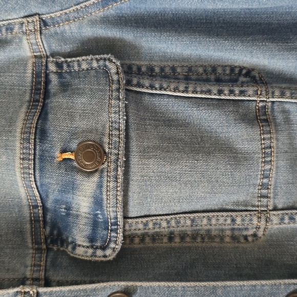 ST. JOHN'S BAY BRAND WOMEN'S LIGHT BLUE STRETCH JEAN JACKET SIZE XL - Picture 7 of 16